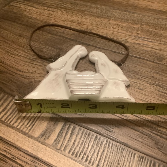 Beautiful Handmade Pottery Ornament Holy Family - Picture 3 of 4